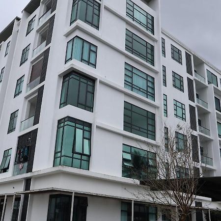 קוצ'ינג Zen66 @ Roxy Serviced Apartment מראה חיצוני תמונה