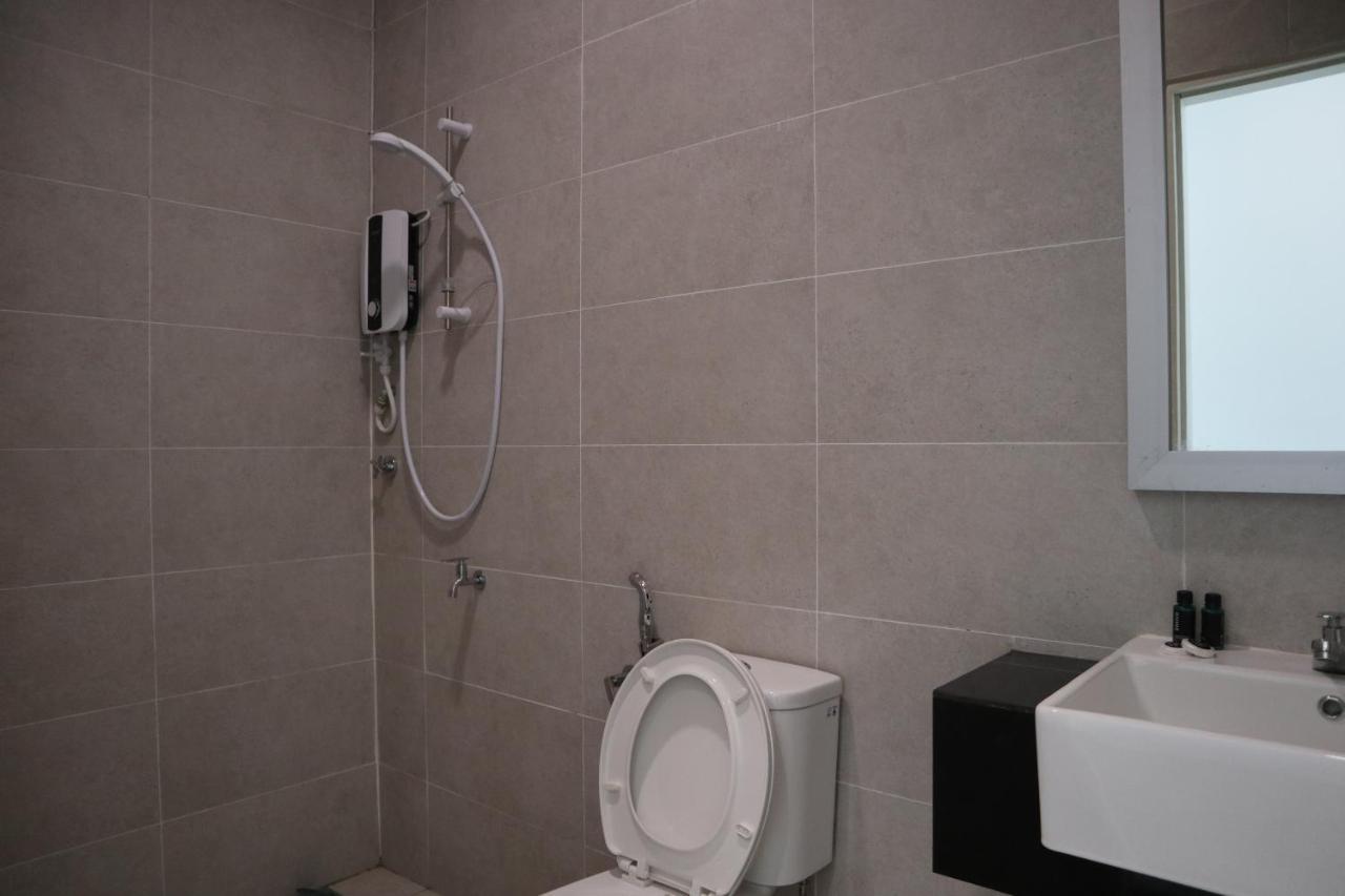 קוצ'ינג Zen66 @ Roxy Serviced Apartment מראה חיצוני תמונה